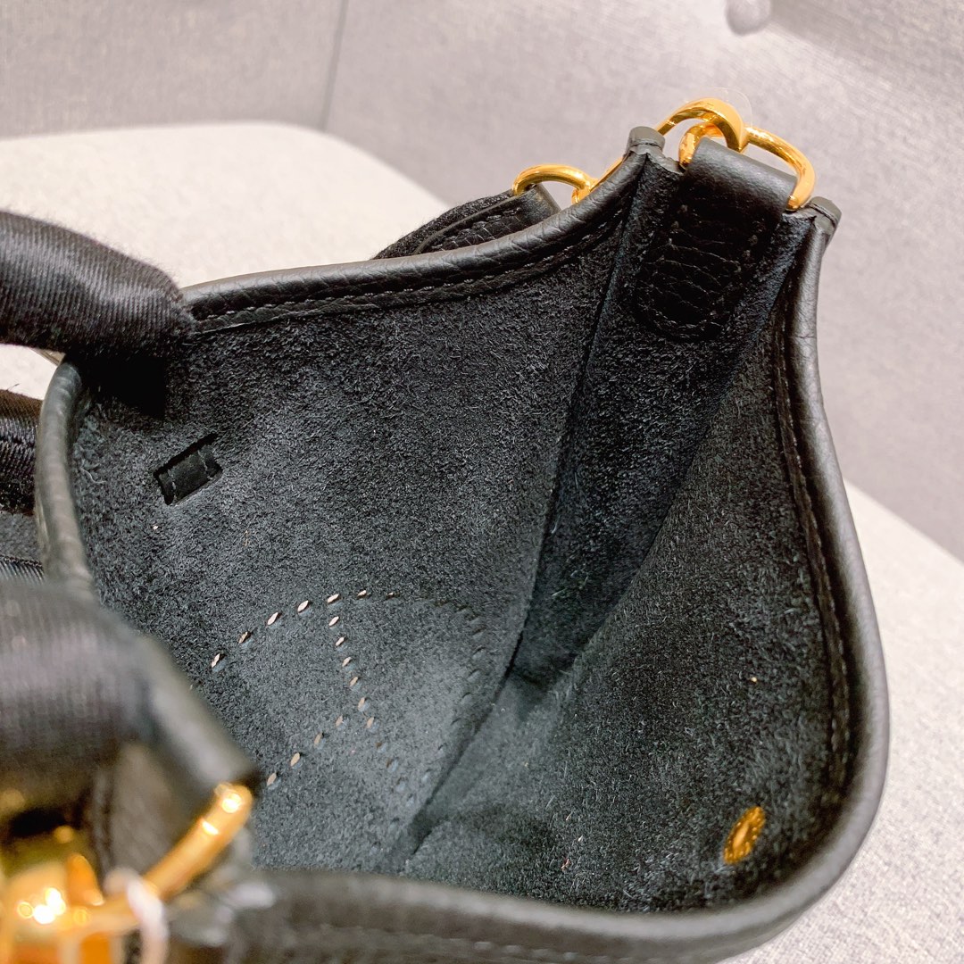 에르메스 미니 에블린16 블랙 금장 끌레망스 가죽